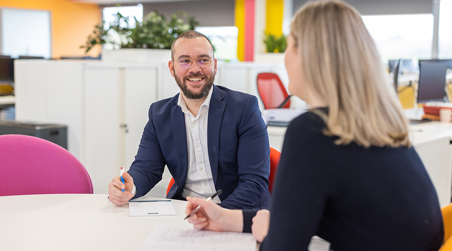 Two employment lawyers having a discussion